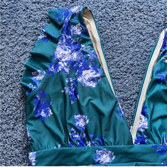 ModCloth High Dive Lagoon Living One Piece Swimsuit - Picture 5 of 9